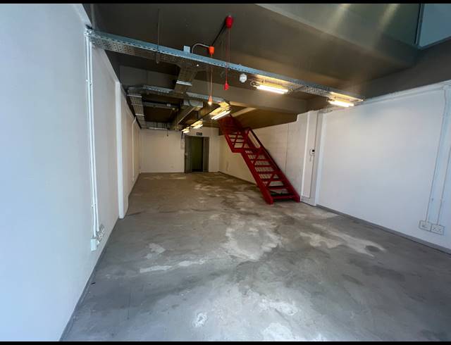 133M² OFFICE TO LET IN ROSEBANK
